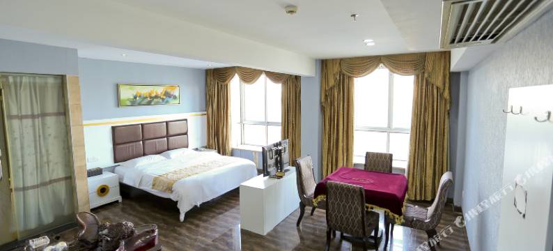 清羽峰大酒店图片