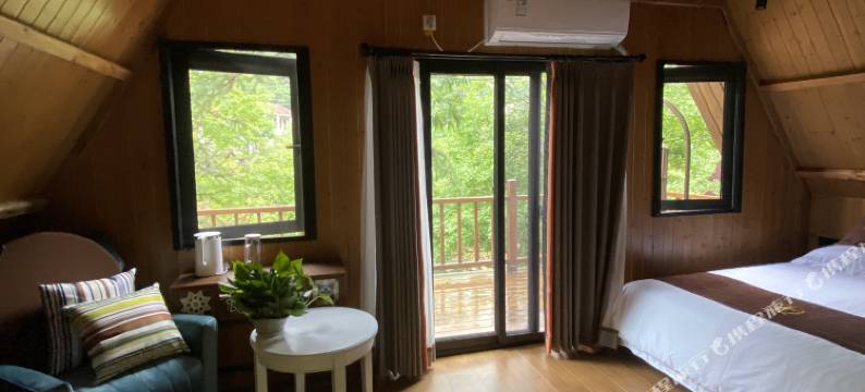 垄上行民宿·森林木屋(临安龙门秘境店)图片