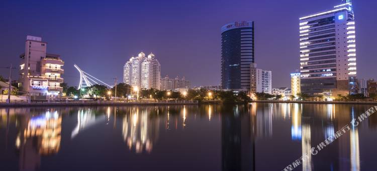 台南安平维悦酒店图片