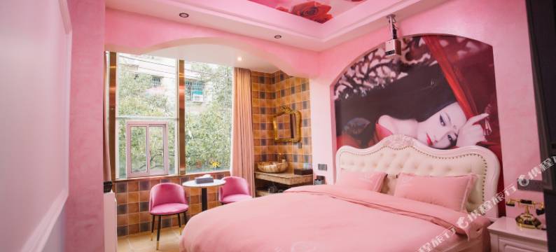 平江拉菲主题酒店(天岳汽车站店)图片