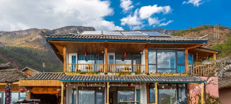 泸沽湖六间房私人庭院湖景民宿图片