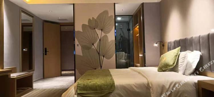 格林豪泰智选酒店(芒康店)图片