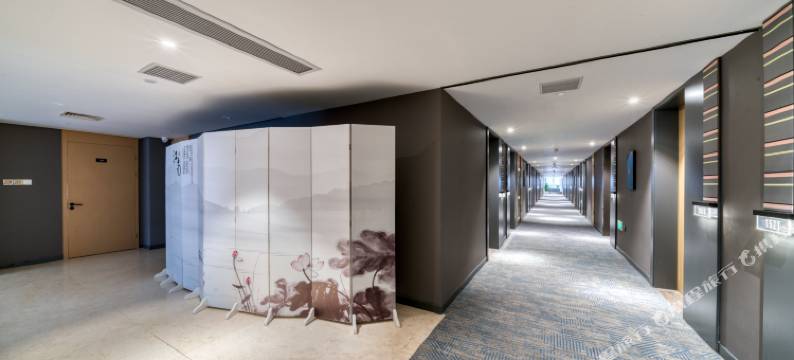 杭州滨江宝龙城诚业路亚朵酒店图片