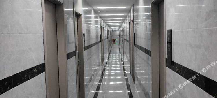 铂曼精品住宿(广汽能源店)图片