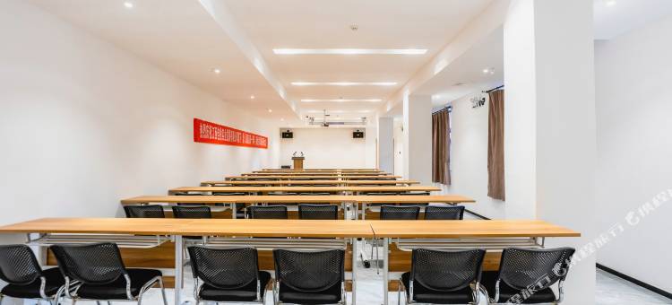 嘉舍美学酒店(南昌火车站八一广场店)图片
