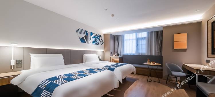 艾扉酒店(昆明北京路东风广场地铁站店)图片