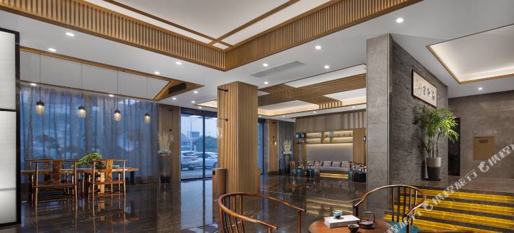 伯爵世家酒店(阜阳市中心国贸商城店)图片