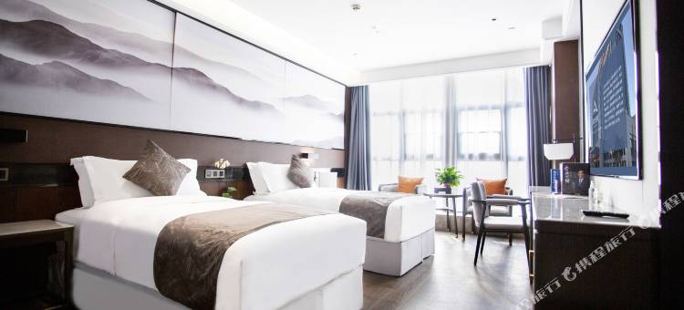 东岳大酒店(泰安方特店)图片