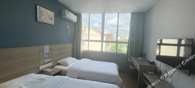 易佰良品酒店(巢湖东方新世界店)图片