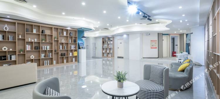 Xbed希酒店(衡阳商业步行街解放大道店)图片
