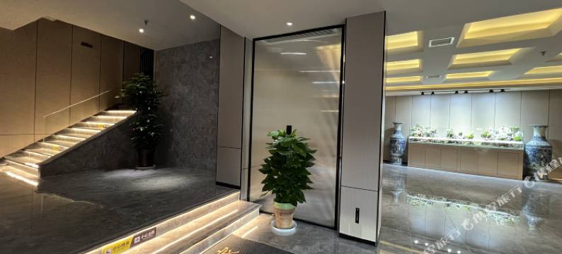 乐平华美商务酒店(乐平火车站东湖公园店)图片