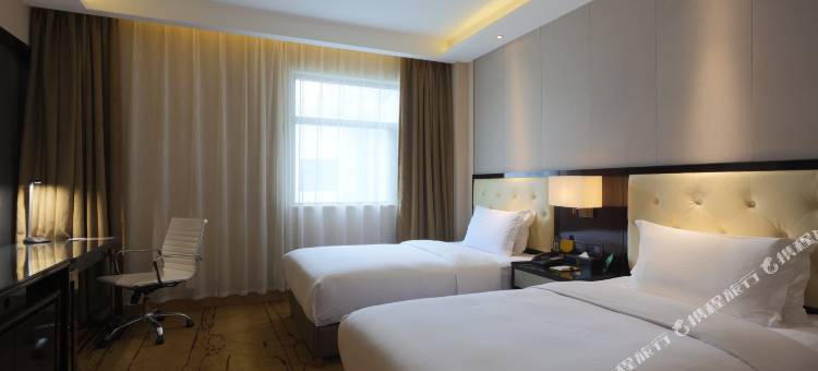 和颐至格酒店(西宁海湖新区万达广场店)图片