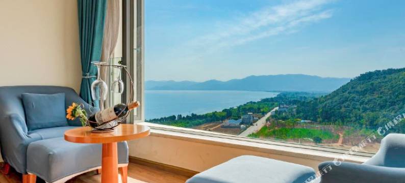 澄江抚仙湖澜海度假民宿(月亮湾湿地公园店)图片