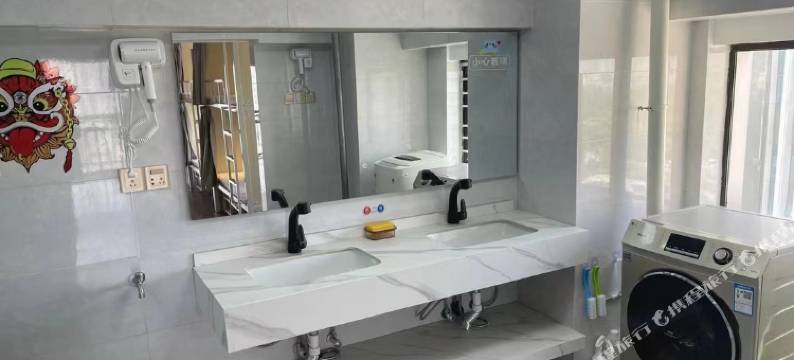 合肥胜头龙狮青年旅舍(淮河路步行街店)图片