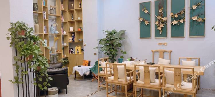 曲靖初见轻奢酒店(花柯店)图片