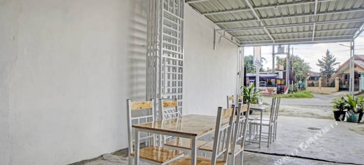 O酒店 奥利恩旅馆(RedDoorz at Orien Guesthouse Pematang Siantar)图片