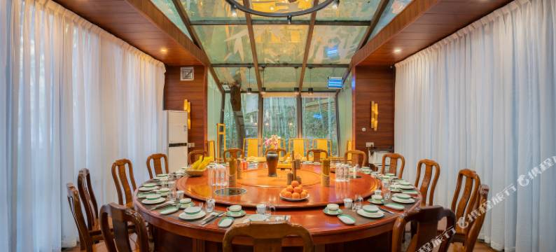 龙南虔心小镇半山腰温泉度假酒店图片