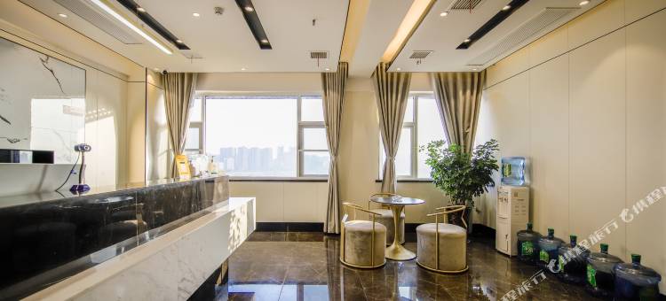 云朵遇上酒店(南充coco香江店)图片