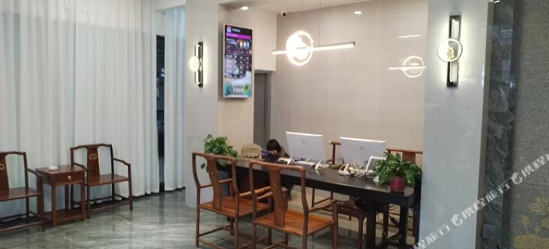 长河温泉假日酒店图片