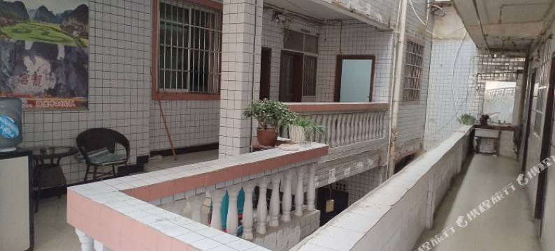 景宏宾馆(安顺火车站广场店)图片