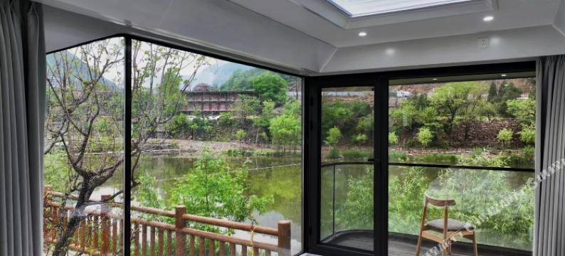 太行大峡谷太空舱(林州石板岩店)图片