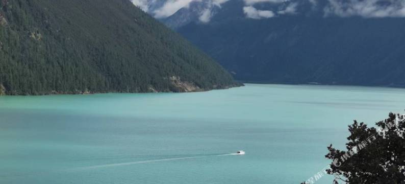 香格里拉品松楚藏族民居客栈图片