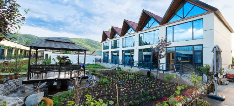 栖溪·Designer 轻奢度假美宿(那拉提草原店)图片
