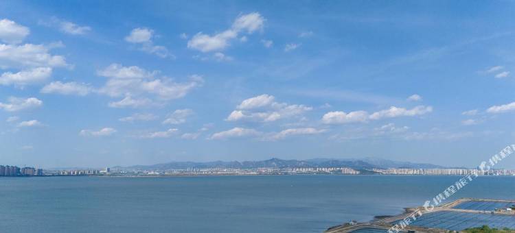 晨枫高空观景设计师酒店(青岛火炬路方特梦幻王国店)图片