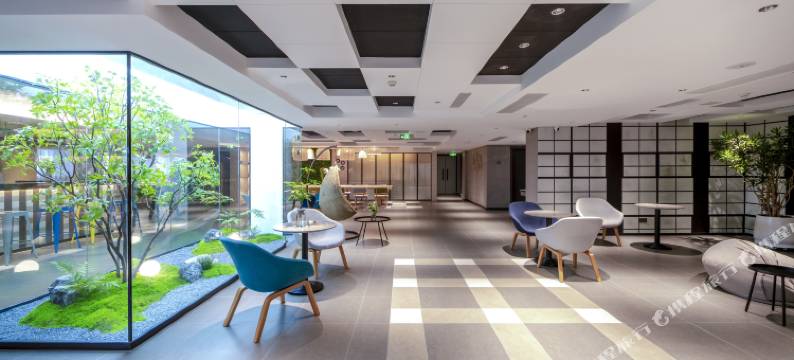 康铂酒店(南京南站大明路地铁站店)图片