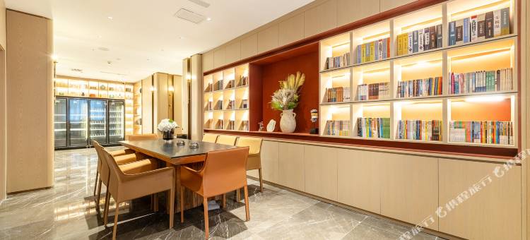 丽呈花盛酒店(霍城清水河店)图片