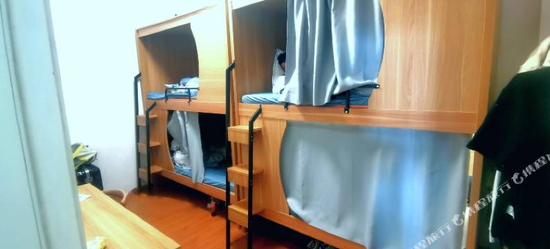 麻雀逸栈青年旅社(湖南机电职业技术学院土桥地铁站店)图片