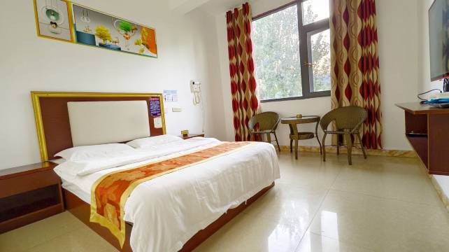 昆明嘉诚宾馆(正本教育基地大渔路店)