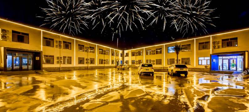 Field原野S酒店(乌兰布统草原景区店)图片