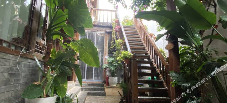 丽江月满西楼客栈图片