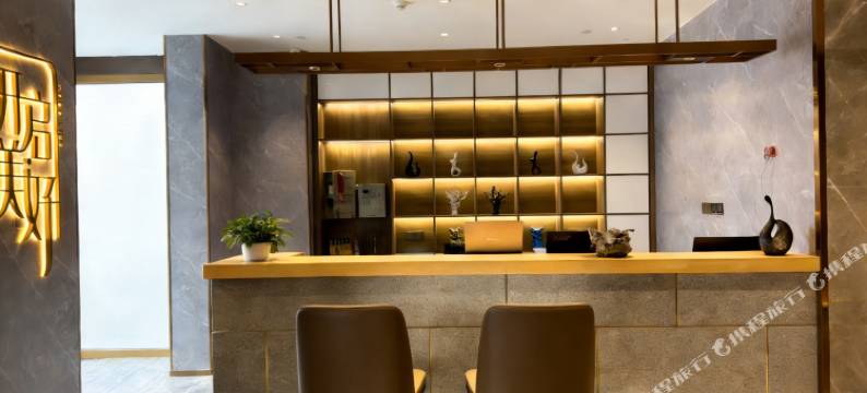 朗丽兹酒店(北京朝阳高铁站姚家园地铁站店)图片