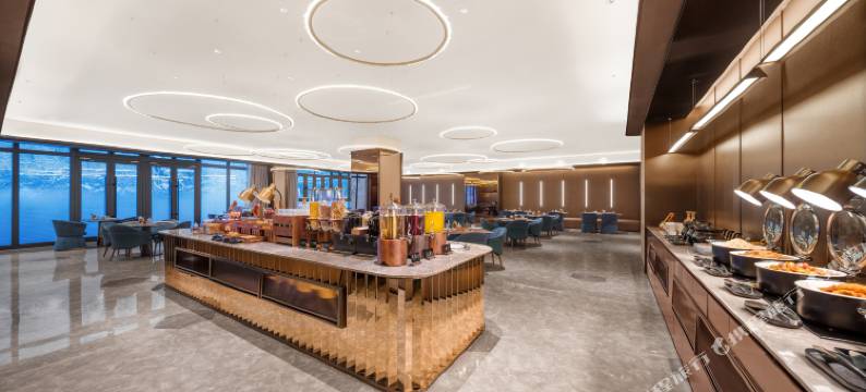 赛里木湖桔子水晶酒店图片