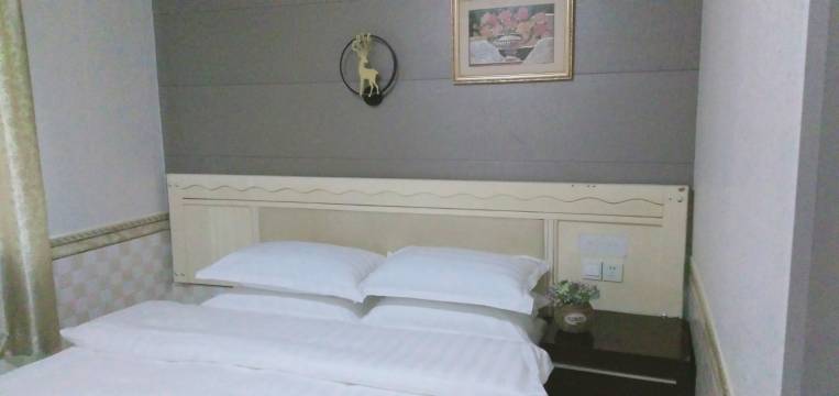 万鼎旅馆(长沙市妇幼保健院店)