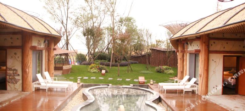 四季贵州·山地温泉水世界酒店图片