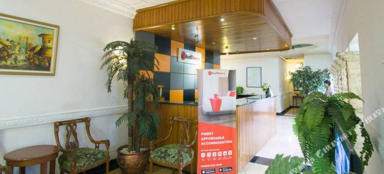 红门酒店-靠近法拉贾瓦海滩特尔纳特市(RedDoorz near Pantai Falajawa Kota Ternate)图片