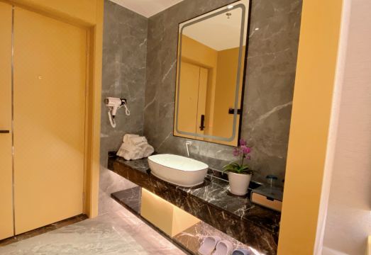 Ou Si Ka lnternational HotelHotel Overview