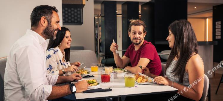 波尔图优特尔酒店(Yotel Porto)图片