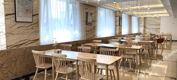 康铂酒店(汉中天汉湿地公园店)图片