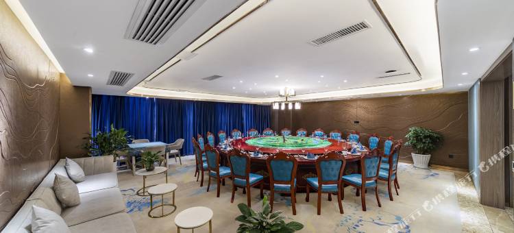 昭通洲豪假日酒店(昭通古城省耕文化公园店)图片