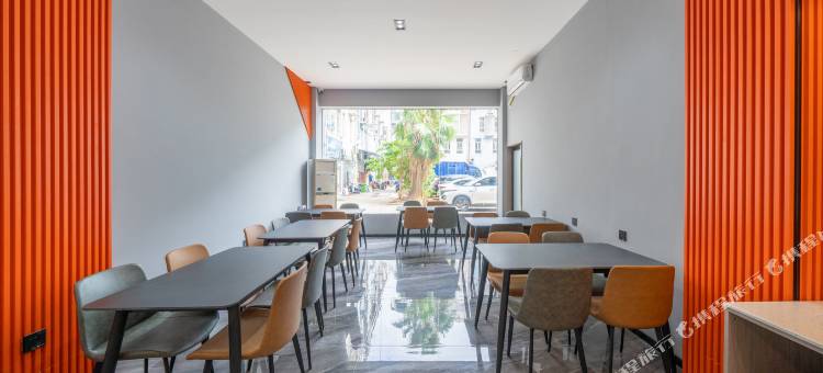 曼哈顿酒店(贵港生活港高铁站店)图片