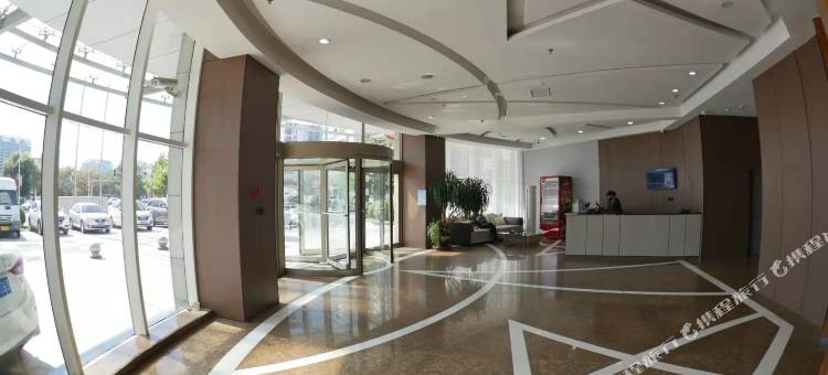 如家素柏·云酒店(丹东鸭绿江月亮岛安东老街店)图片