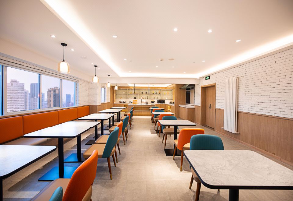 HanTing Hotel (Xinxiang Huixian) Hotel Overview