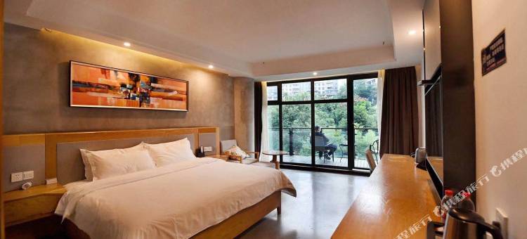 艺龙安云酒店(重庆西站巴国城店)图片