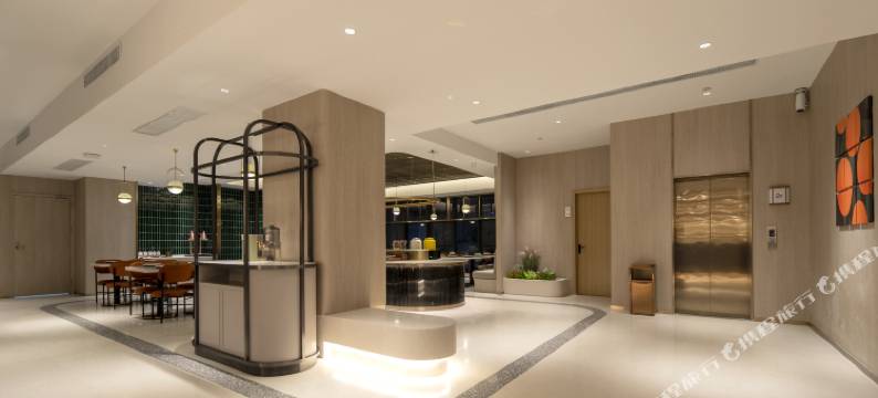 桔子酒店(武汉光谷科技会展中心店)图片