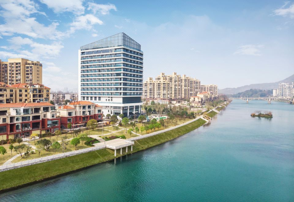 Boman HotelOver view