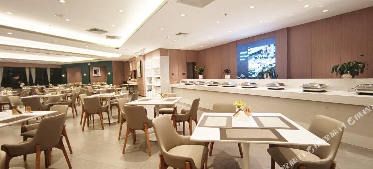 东方凤悦凤凰酒店(中山灯都古镇华丰汇店)图片